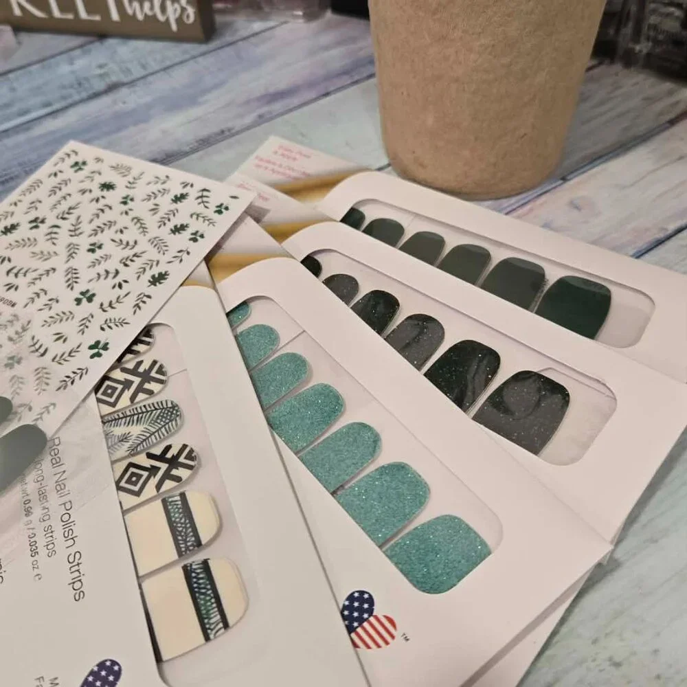 Color Street Green Press On Nail Bundle